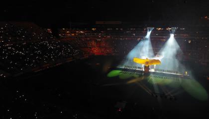 Parte del espectáculo de la Noche Amarilla 2022 en el estadio Banco Pichincha de Barcelona.