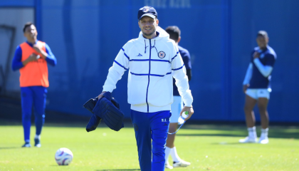 Martín Anselmi, durante un entrenamiento con Cruz Azul, en febrero de 2024.