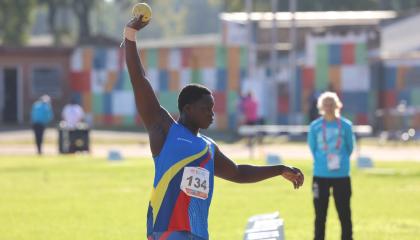 Erick Caicedo, lanzamiento de bala en los Juegos Suramericanos de la Juventud Rosario, 2022.