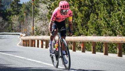 Richard Carapaz, entrenándose en Andorra, el 29 de marzo de 2024.