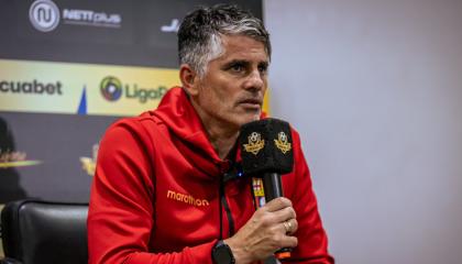 Diego López, durante una rueda de prensa de Barcelona SC, el 14 de abril de 2024.