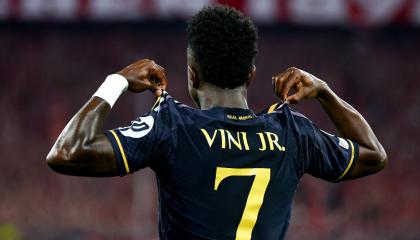 Vinicius Junior, del Real Madrid, celebra tras marcar el 2-2 durante la semifinal de la Champions ante el Bayern Munich, el 30 de abril de 2024.