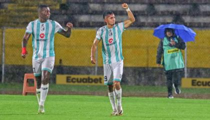 Jugadores de Cumbayá, durante un partido de LigaPro, el 30 de marzo de 2024.