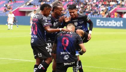 Jugadores de Independiente del Valle, durante un partido de LigaPro, el 18 de abril de 2024.