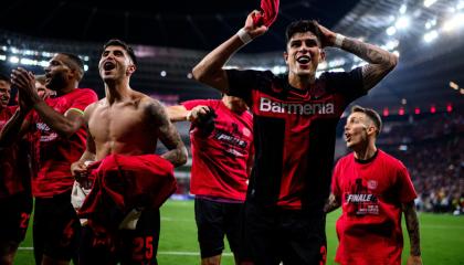 Piero Hincapié, durante un festejo con el Bayer Leverkusen, el 13 de mayo de 2024.