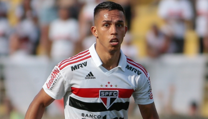 El defensor Igor Vinicius, durante un partido con Sao Paulo en el Brasileirao.