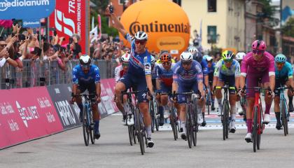 Tim Merlier se llevó la victoria en la Etapa 18 del Giro de Italia, el 23 de mayo de 2024.