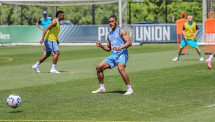 Carlos Gruezo en un entrenamiento con Ecuador, 1 de junio de 2024.