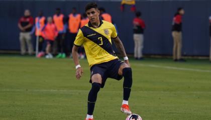 El jugador ecuatoriano, Piero Hincapié, durante el partido amistoso ante Argentina, el 9 de junio de 2024.