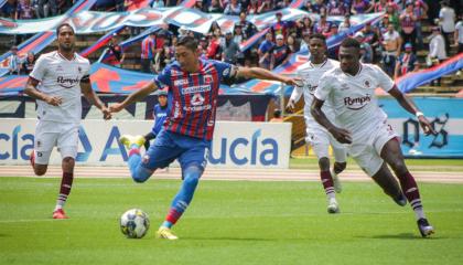 Rafael Dávila, de Deportivo Quito, anotó ante Vinotinto por la Fecha 10 de la Segunda Categoría este 8 de junio de 2024.