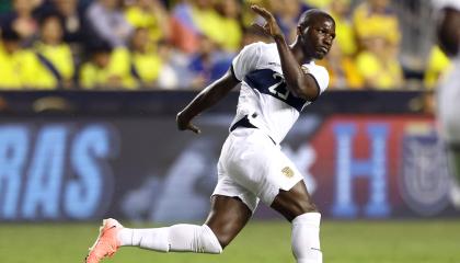 El ecuatoriano Moisés Caicedo durante el amistoso contra Bolivia, el 12 de junio, en Estados Unidos.