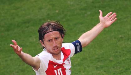 Luka Modric durante el partido entre Croacia y Albania.