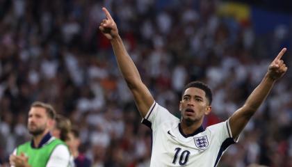 Jude Bellingham celebra su gol ante Eslovaquia por los octavos de final de la Eurocopa.