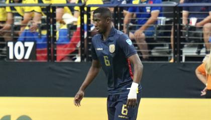 Willam Pacho con la camiseta de la Selección de Ecuador durante el 26 de junio del 2026.