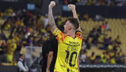 Damián Díaz festeja un gol de Barcelona SC ante Cobresal por Copa Libertadores, el 29 de mayo de 2024.