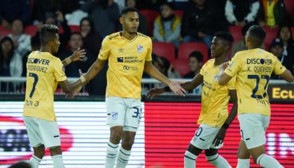 Jugadores de Universidad Católica, durante un partido del 25 de mayo de 2024.