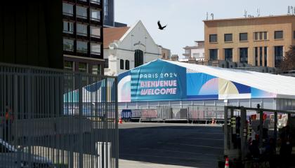 La entrada a la villa olímpica en Saint-Denis el 18 de julio de 2024.