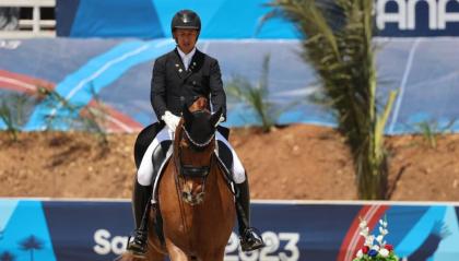 Julio Mendoza compite durante los Juegos Panamericanos 2023 desarrollados en Santiago de Chile.