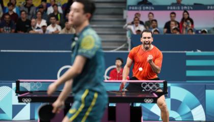 Alberto Miño celebrando su victoria ante el australiano Finn Luu, 27 de julio de 2024.