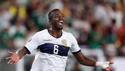 Willian Pacho, durante el partido entre Ecuador y México por la Copa América, en Phoenix, el 30 de junio de 2024.