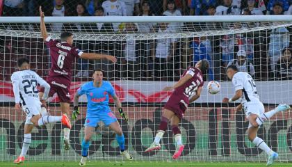 El partido de ida entre Liga de Quito y Lanús por Copa Sudamericana, 14 de agosto de 2024.