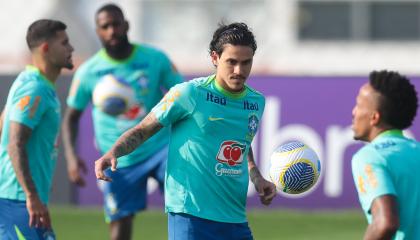 Pedro, delantero de la selección brasileña, durante el entrenamiento de este miércoles 4 de septiembre.