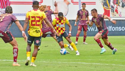 El partido entre Mushuc Runa y Aucas en la primera etapa de LigaPro, 30 de marzo de 2024.