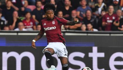 Angelo Preciado, marcapunta ecuatoriano del Sparta Praga, durante el partido de Champions de este miércoles 18 de septiembre.