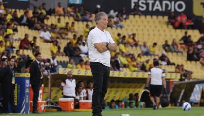 Ariel Holan, durante el empate entre Barcelona SC y Libertad, el 29 de septiembre de 2024.