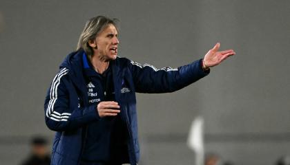 Ricardo Gareca dirige un partido con la selección chilena por las Eliminatorias sudamericanas, en Buenos Aires, el 5 de septiembre de 2024.