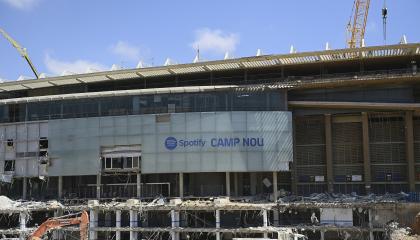 El Camp Nou entró en remodelación en 2023 y se tiene previsto que vuelva a abrirse a finales de 2024.