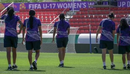 Las jugadoras de Ecuador durante el entrenamiento del 14 de octubre, previo a su debut en el Mundial Sub 17 femenino, en República Dominicana.