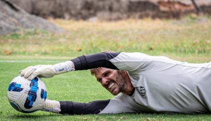 Javier Burrai, arquero de Barcelona SC, durante los trabajos realizados este martes 15 de octubre de 2024.