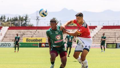 Partido entre Mushuc Runa y Deportivo Cuenca, jugado el 19 de octubre de 2024.