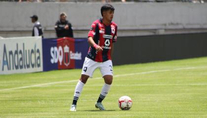 Kennet Andrade en el partido entre Deportivo Quito y Canteras Orense, 27 de octubre de 2024.