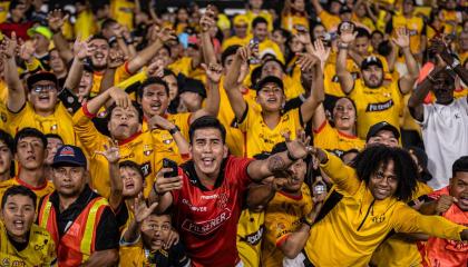 Hinchas de Barcelona SC, durante un partido en el estadio Banco Pichincha.