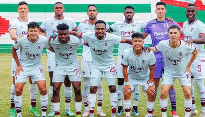 Jugadores de Atlético Vinotinto en el partido de ida ante La Paz por los cuartos de final del Ascenso Nacional, 19 de noviembre de 2024.