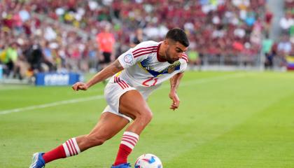 Alexander González, durante un partido con la selección venezolana de fútbol en la Copa América de Estados Unidos, el 30 de junio de 2024.