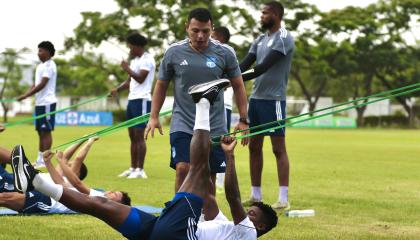 Jugadores de Emelec durante los trabajos de pretemporada este jueves 9 de enero de 2024.