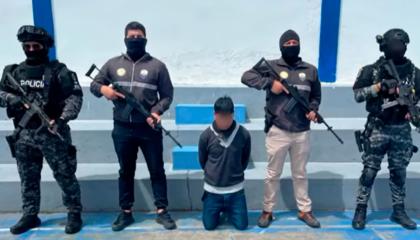 Derian A., sentenciado a 22 años de prisión por el femicidio ocurrido en Cotacachi, Imbabura.