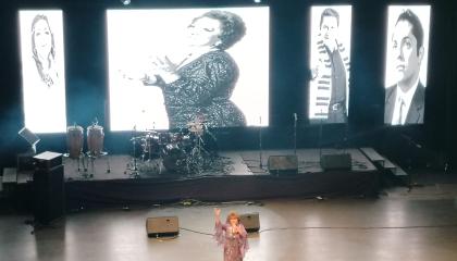 El homenaje que se realiza en el Teatro de la Casa de la Cultura en Quito, 17 de octubre de 2026.