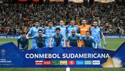 Los jugadores del Montevideo City Torque previo al encuentro de ida por la semifinal de la Copa Sudamericana ante el Atlético Mineiro.