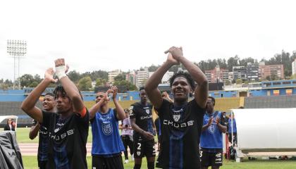 Los jugadores de Independiente del Valle festejan el título de campeones de la categoría Sub 17, el 23 de octubre de 2026.