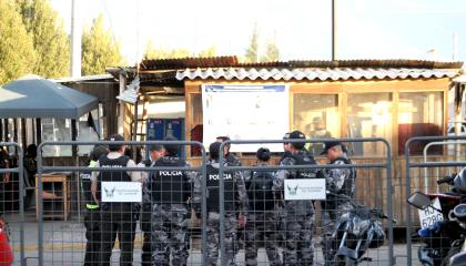 Exteriores del centro de privación de libertad N°3 o cárcel de Riobamba, donde se encuentra recluida Luisa González, el 23 de octubre de 2026.