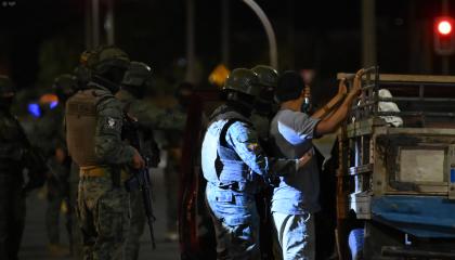 Imagen de operativos del anterior toque de queda en Manta, Manabí, 11 septiembre de 2026.