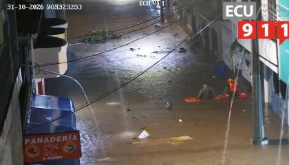 Calles del cantón Santa Cruz, Galápagos ,afectadas por inundaciones el 31 de octubre de 2026.