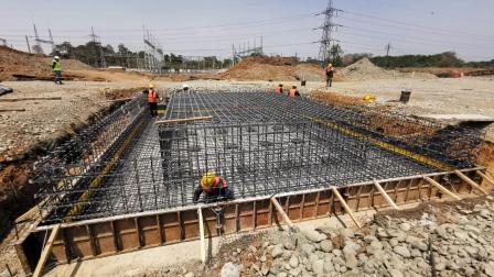 Obras en proyecto de la central para generación de electricidad en Quevedo, de Progen, el 2 de diciembre de 2024.