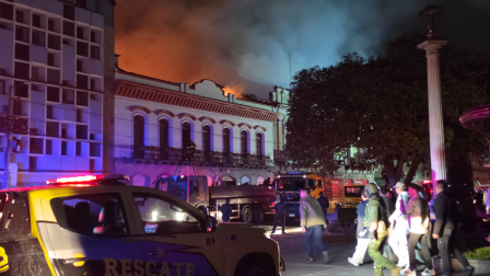 Incendio en Riobamba la noche del 15 de agosto de 2026.