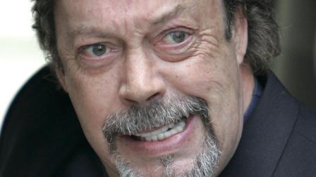Fotografía de archivo del 18 de mayo de 2005 que muestra al actor británico Tim Curry en Nueva York (Estados Unidos).