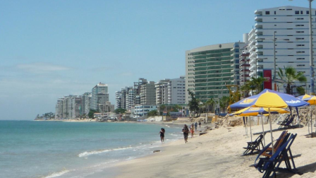 Las playas del cantón Salinas, en Santa Elena, atractivo turístico de Ecuador.